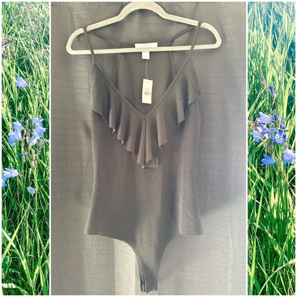 🌿STREETWEAR SOCIETY NWT Bodysuit (L)